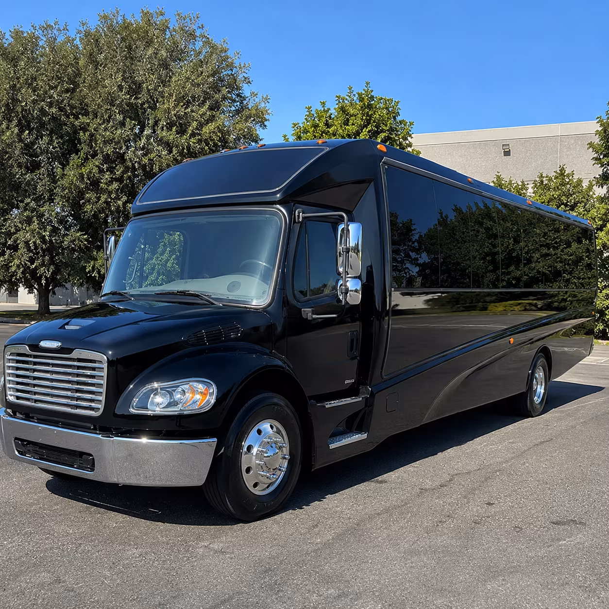 costa mesa 28 passenger minibus