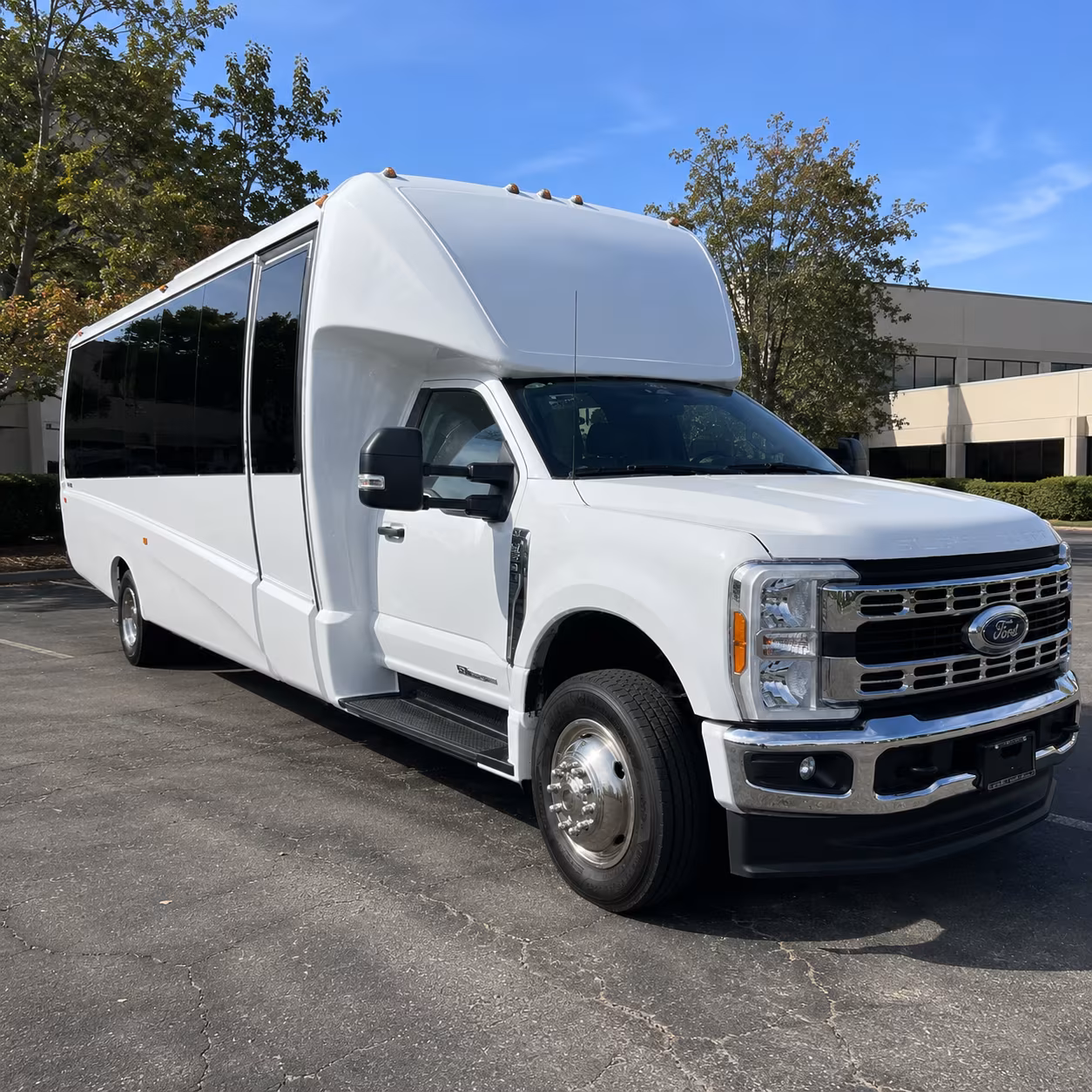 employee shuttle buses for costa mesa commuters and office parks
