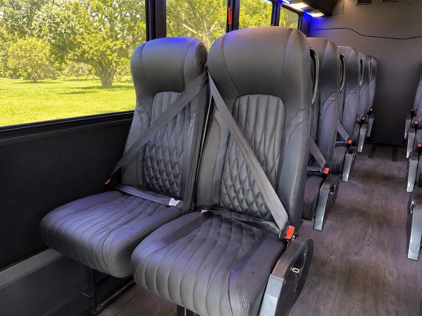 guest shuttle buses between costa mesa hotels and wedding venues
