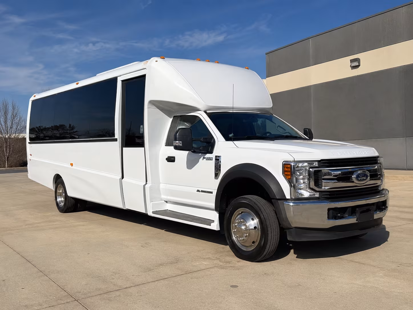 wedding and special occasion bus rentals in costa mesa